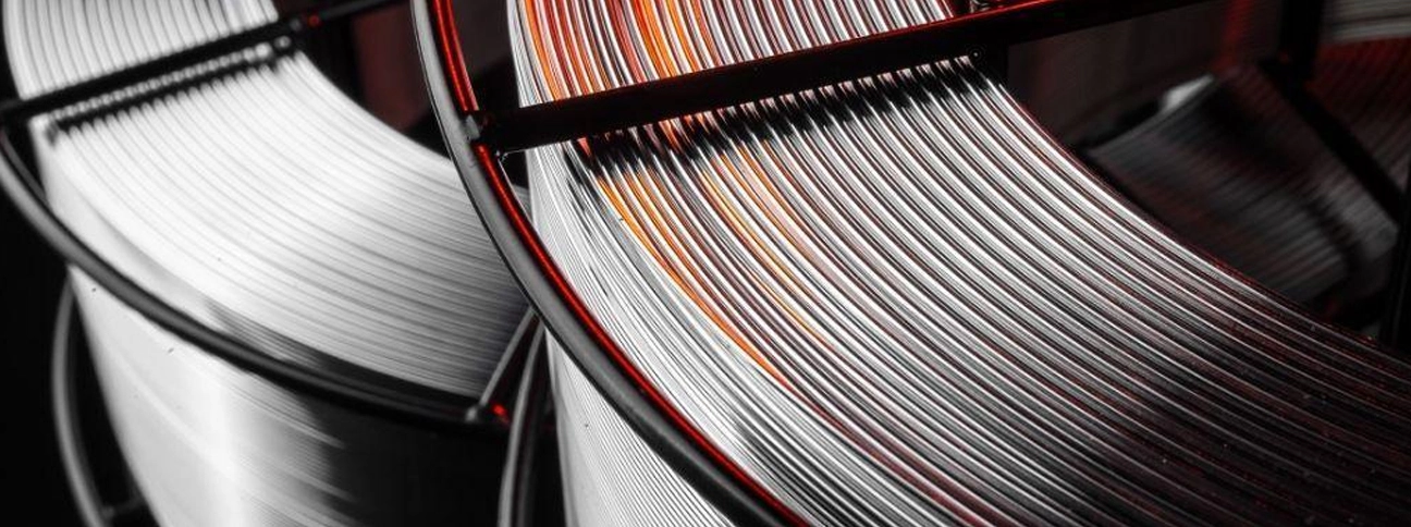 Углеродная проволока